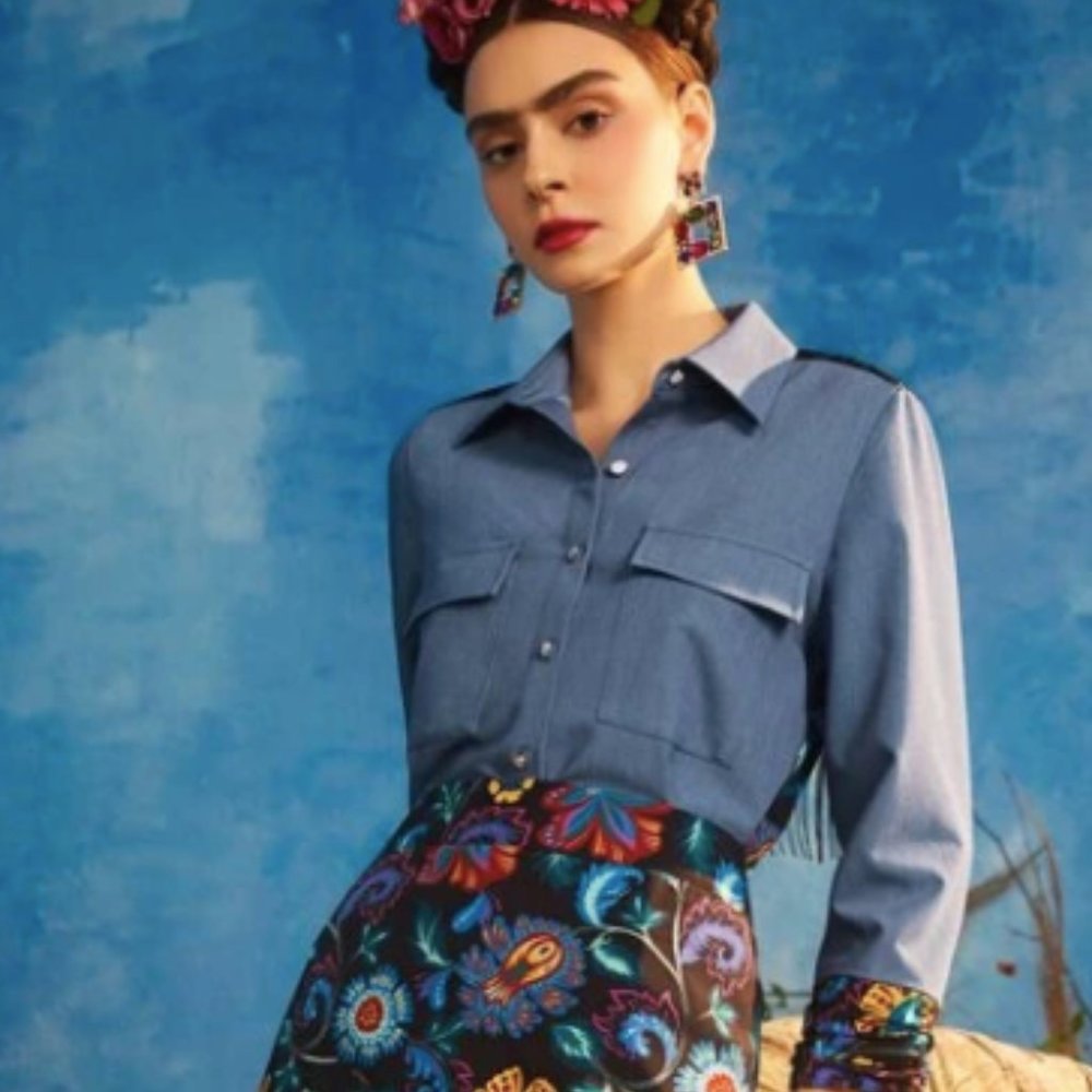 Frida Kahlo X SHEIN X Designer Figure Graphic Flap Pocket Fringe Trim Shirt